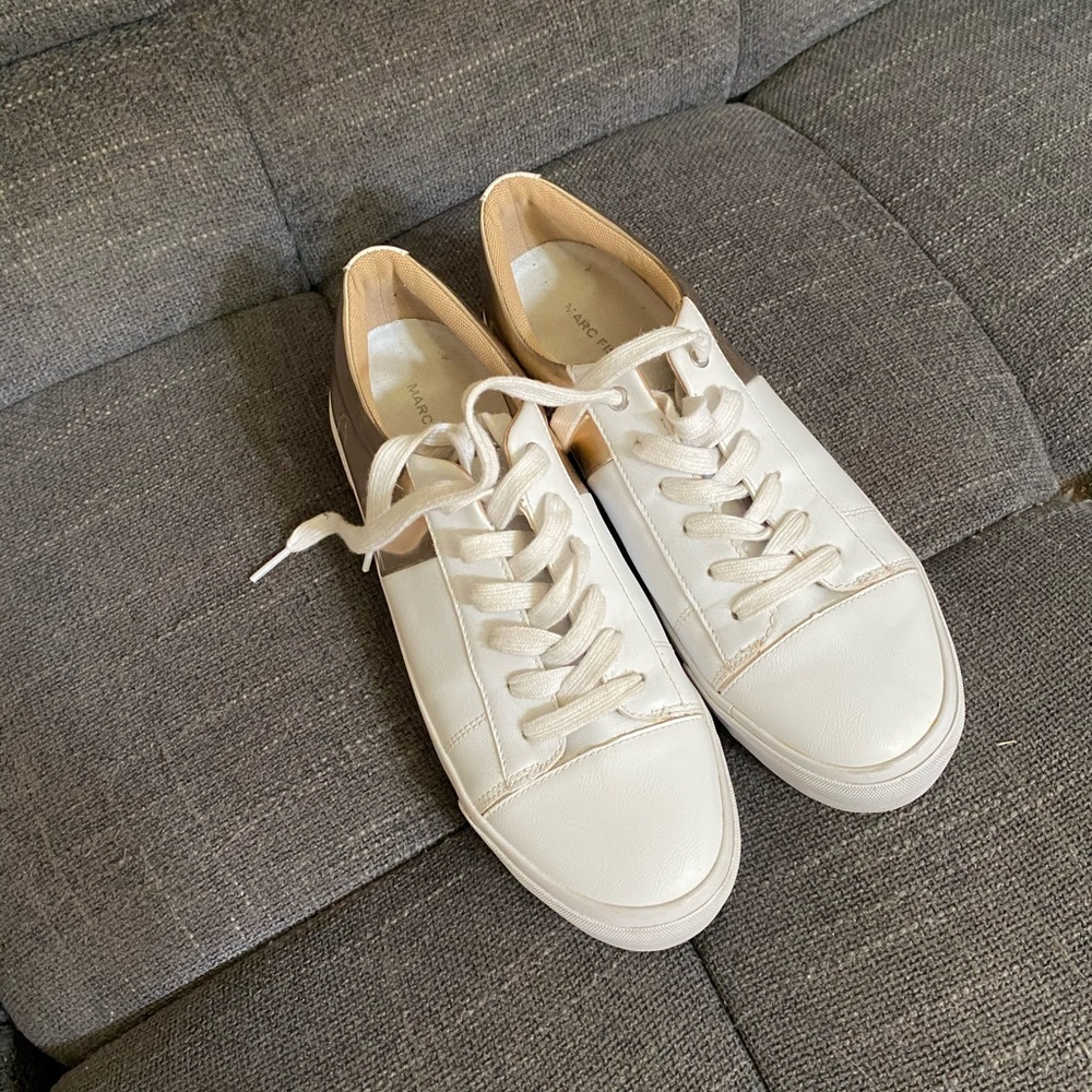 Marc Fisher 9/5 women shoes